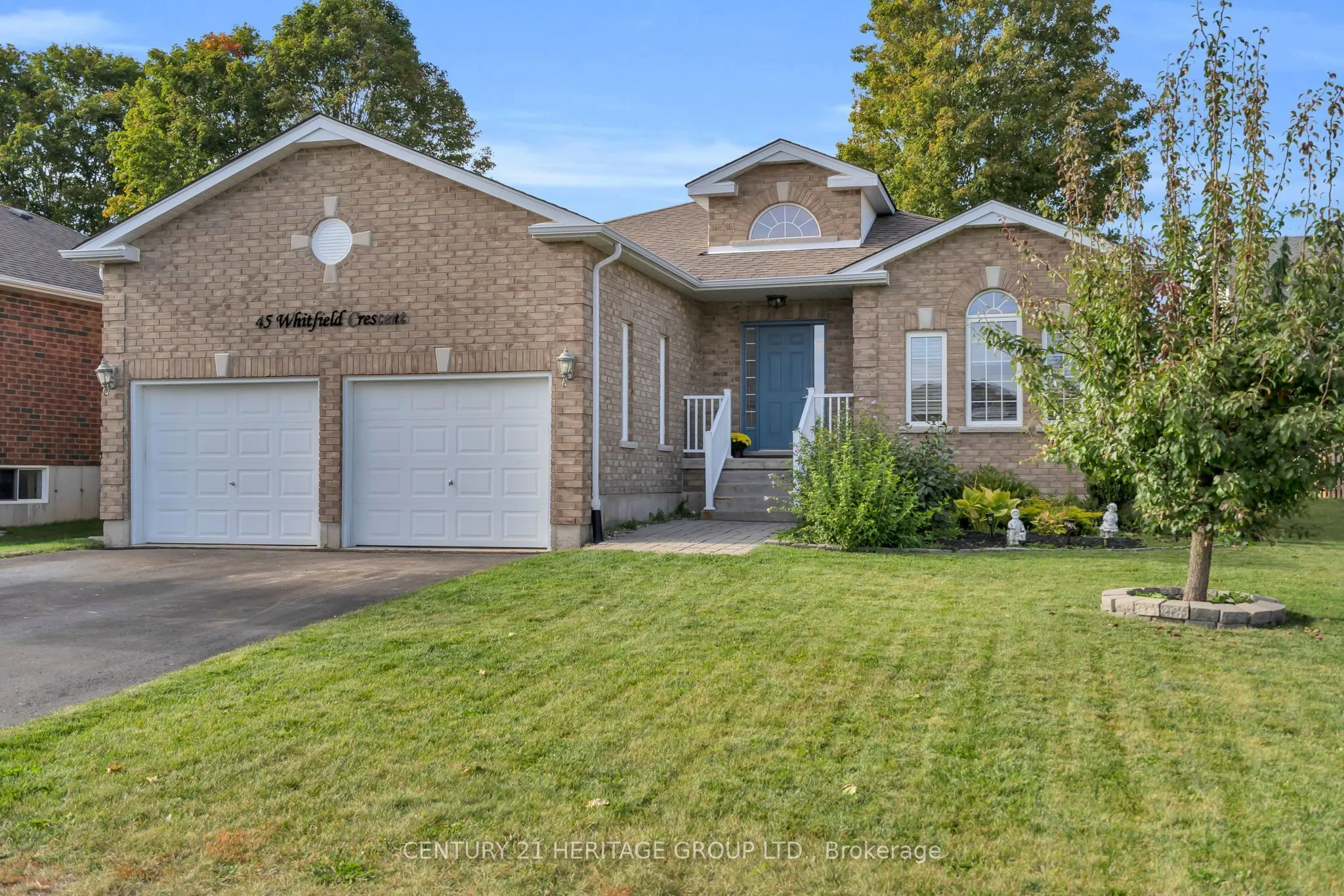 45 Whitfield Crescent