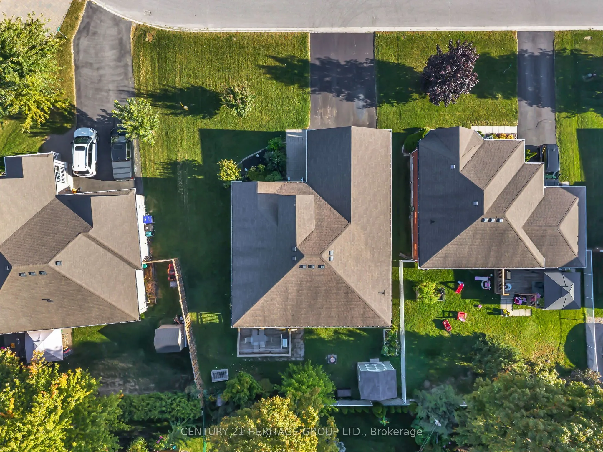 45 Whitfield Crescent