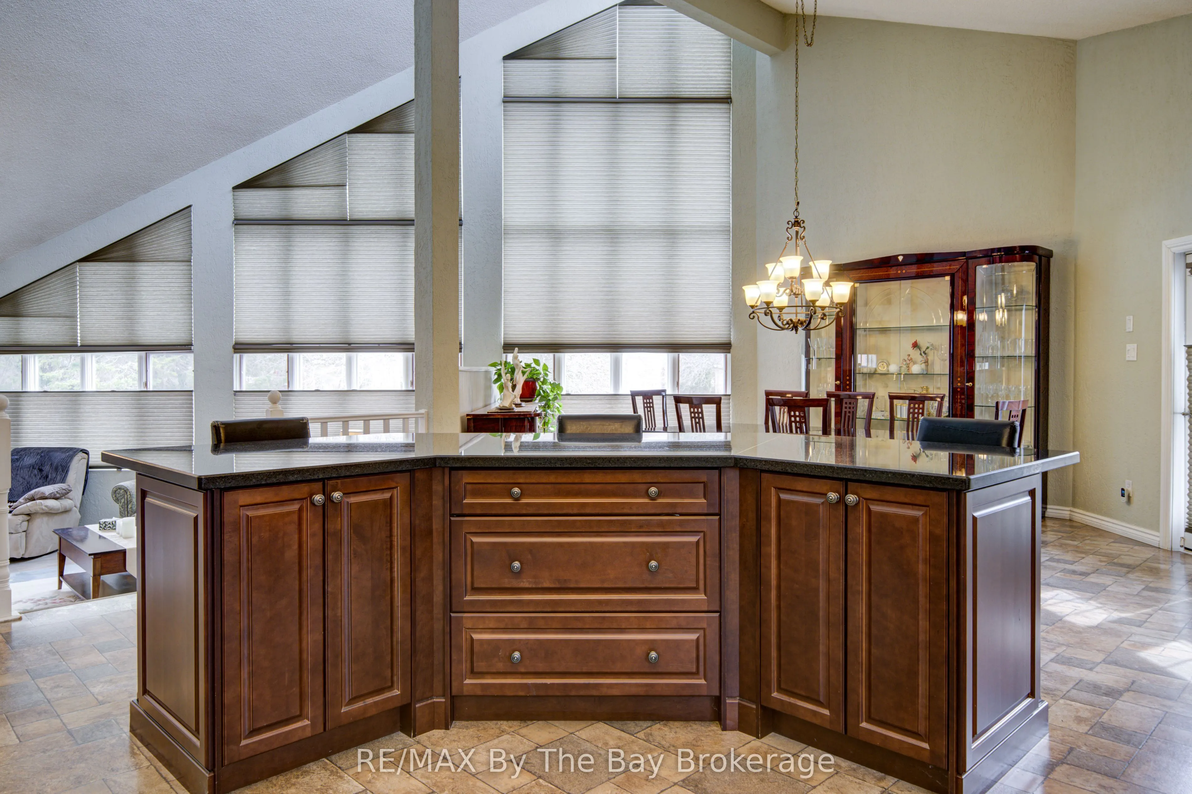 32 Bridlewood Crescent