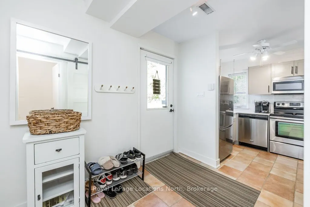 15 28TH Street N #6