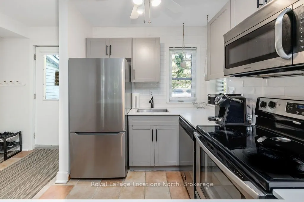 15 28TH Street N #6