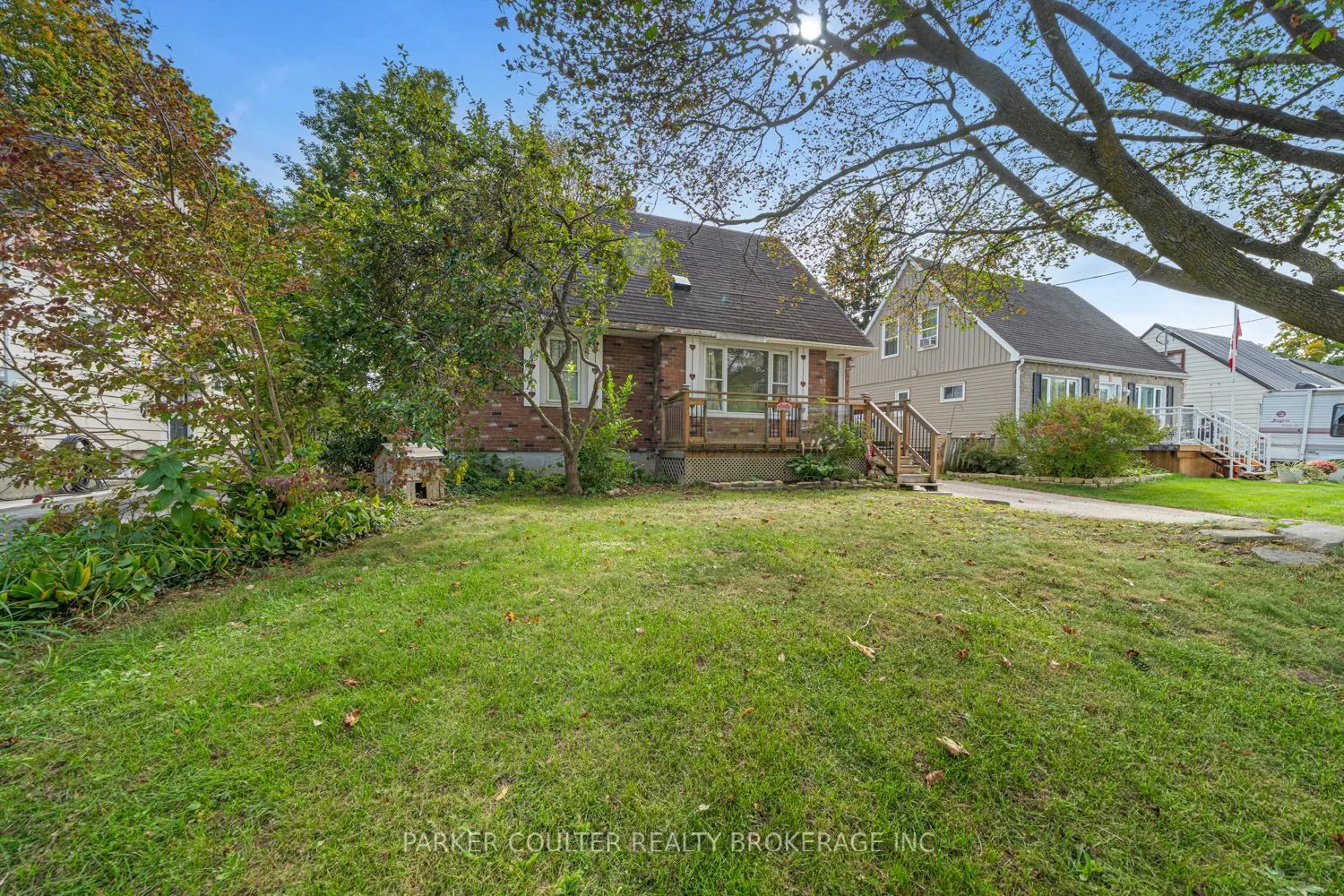 27 Campbell Avenue