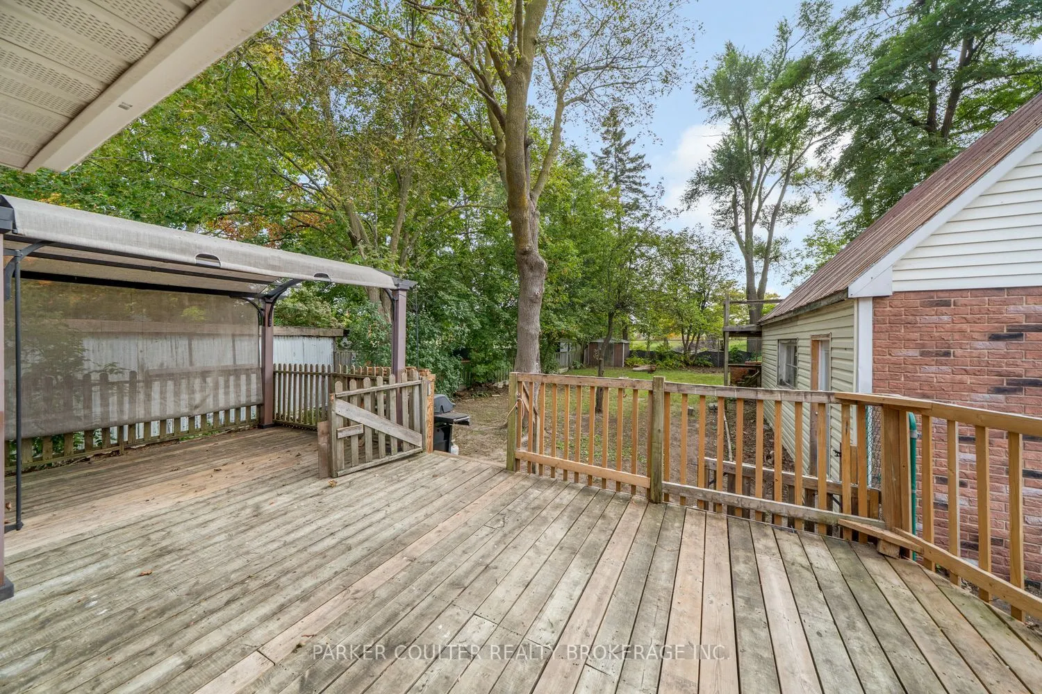 27 Campbell Avenue