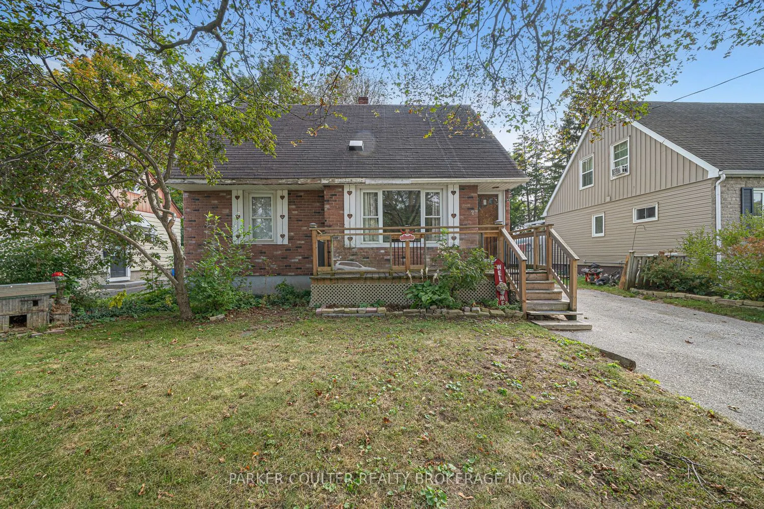 27 Campbell Avenue
