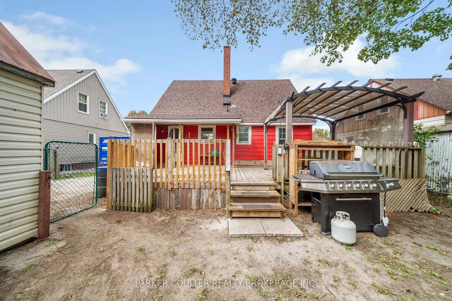 27 Campbell Avenue
