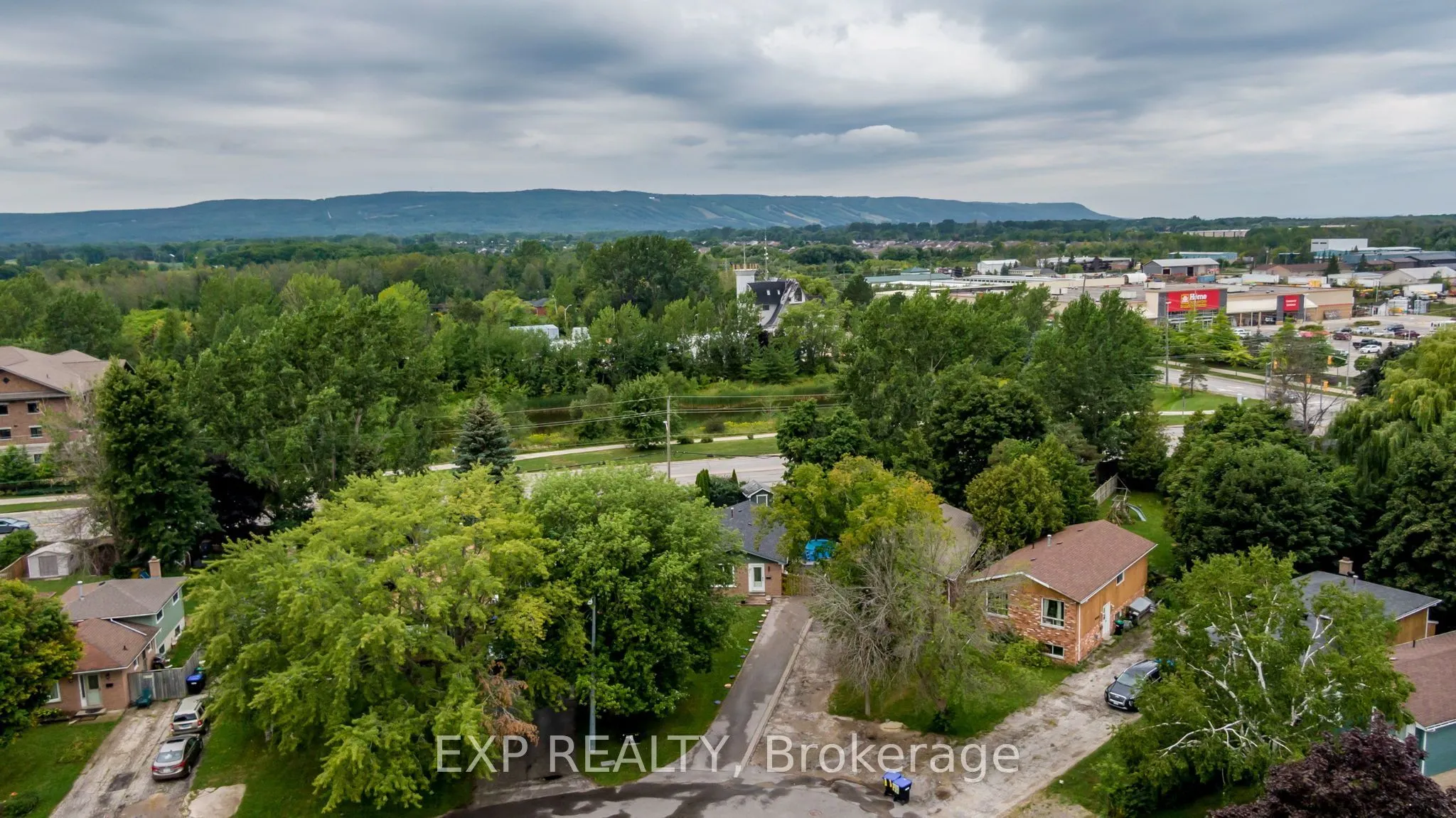 62 Courtice Crescent