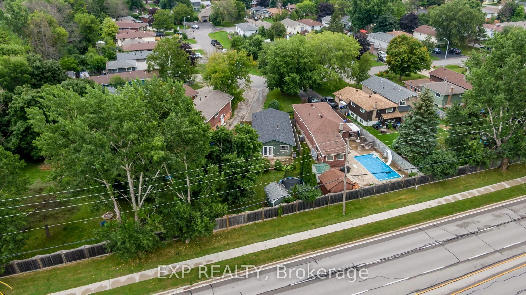 62 Courtice Crescent