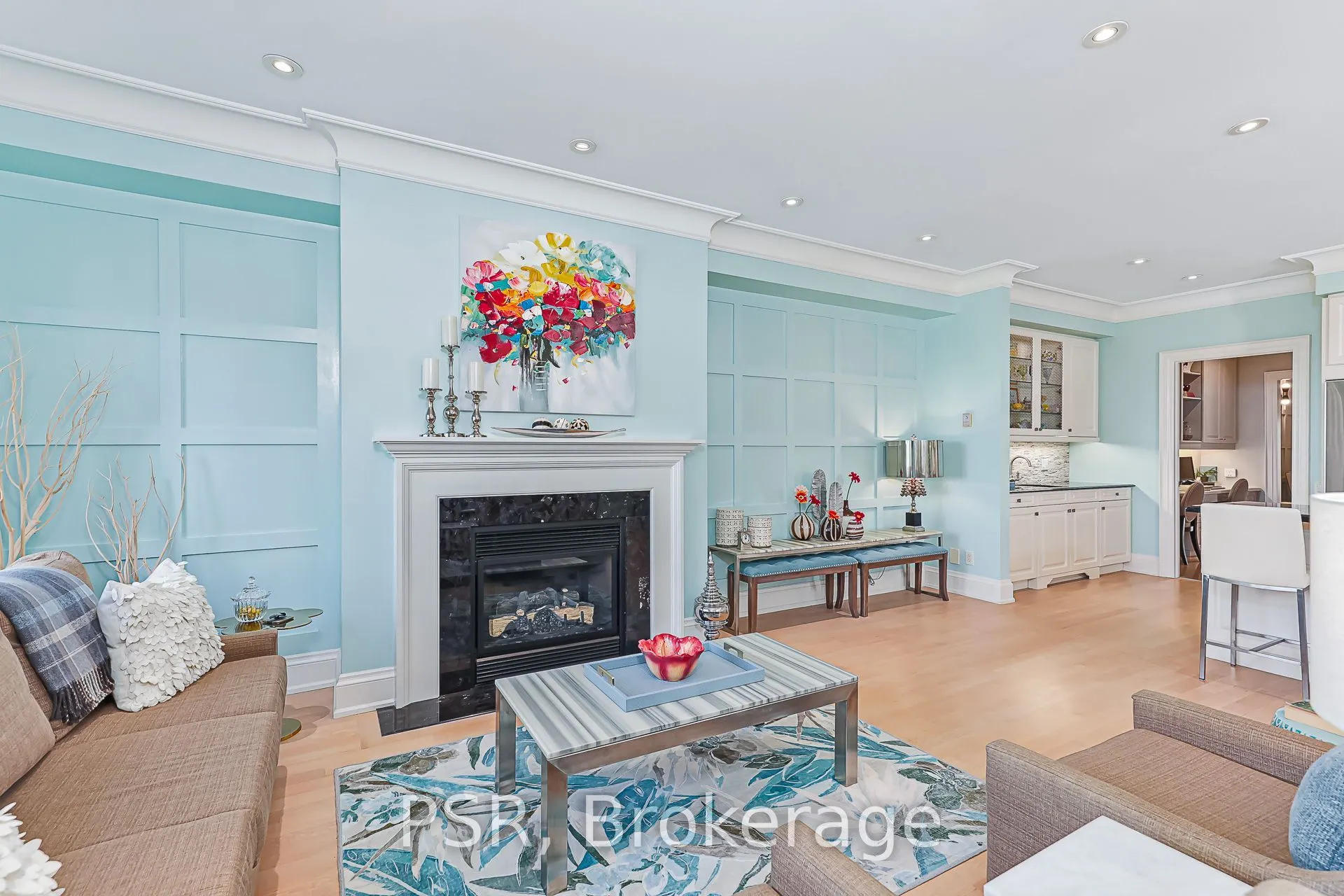 40 Trott Boulevard #305