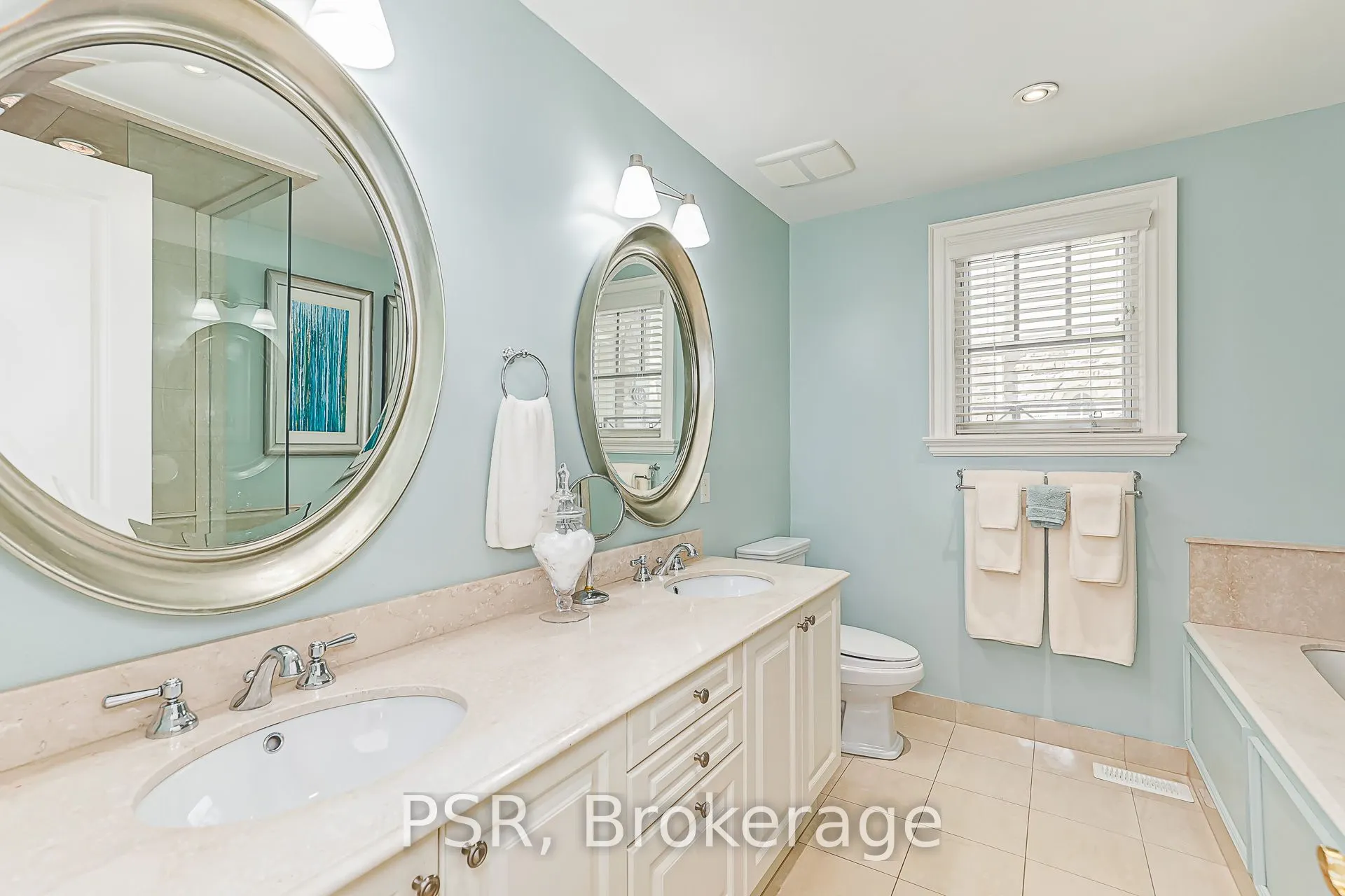 40 Trott Boulevard #305