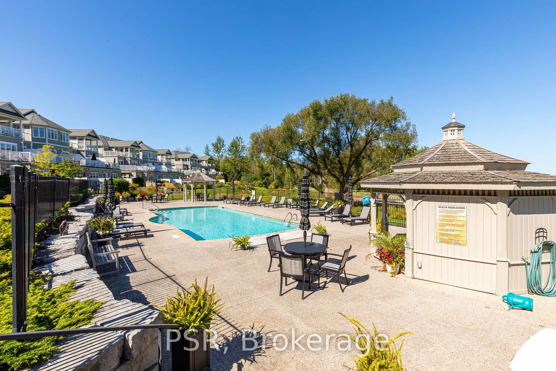 40 Trott Boulevard #305