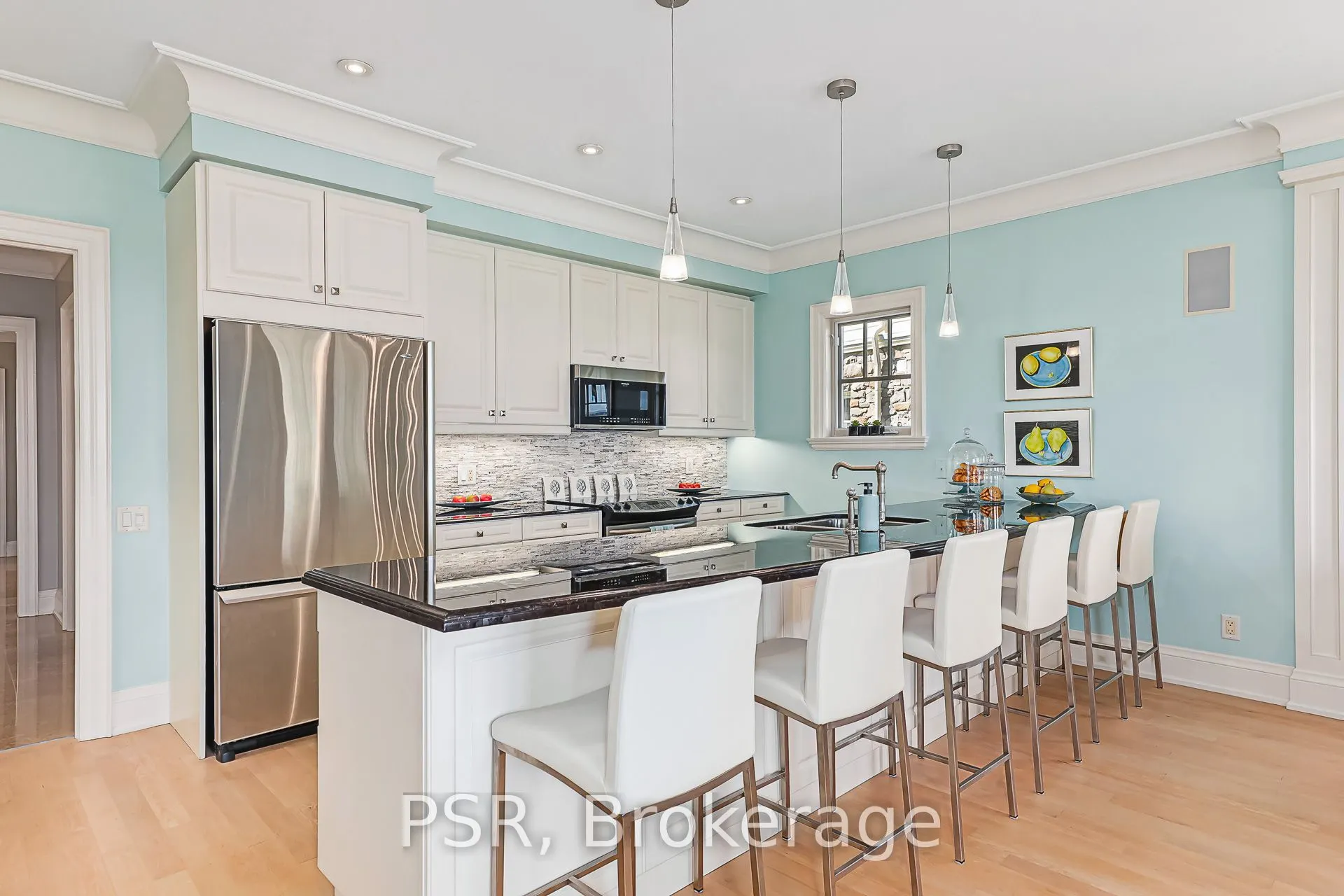 40 Trott Boulevard #305