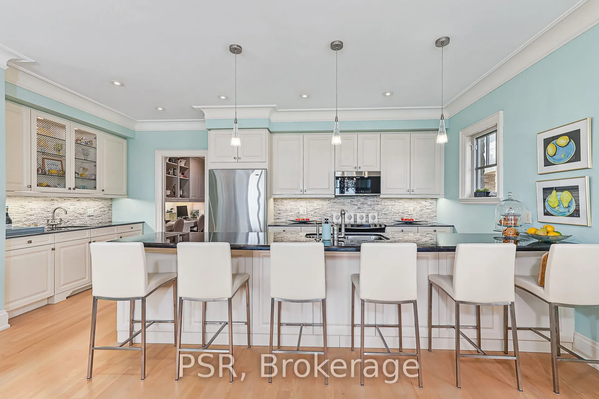 40 Trott Boulevard #305