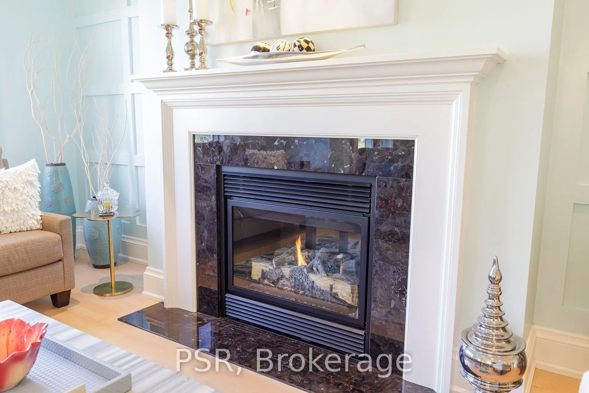40 Trott Boulevard #305
