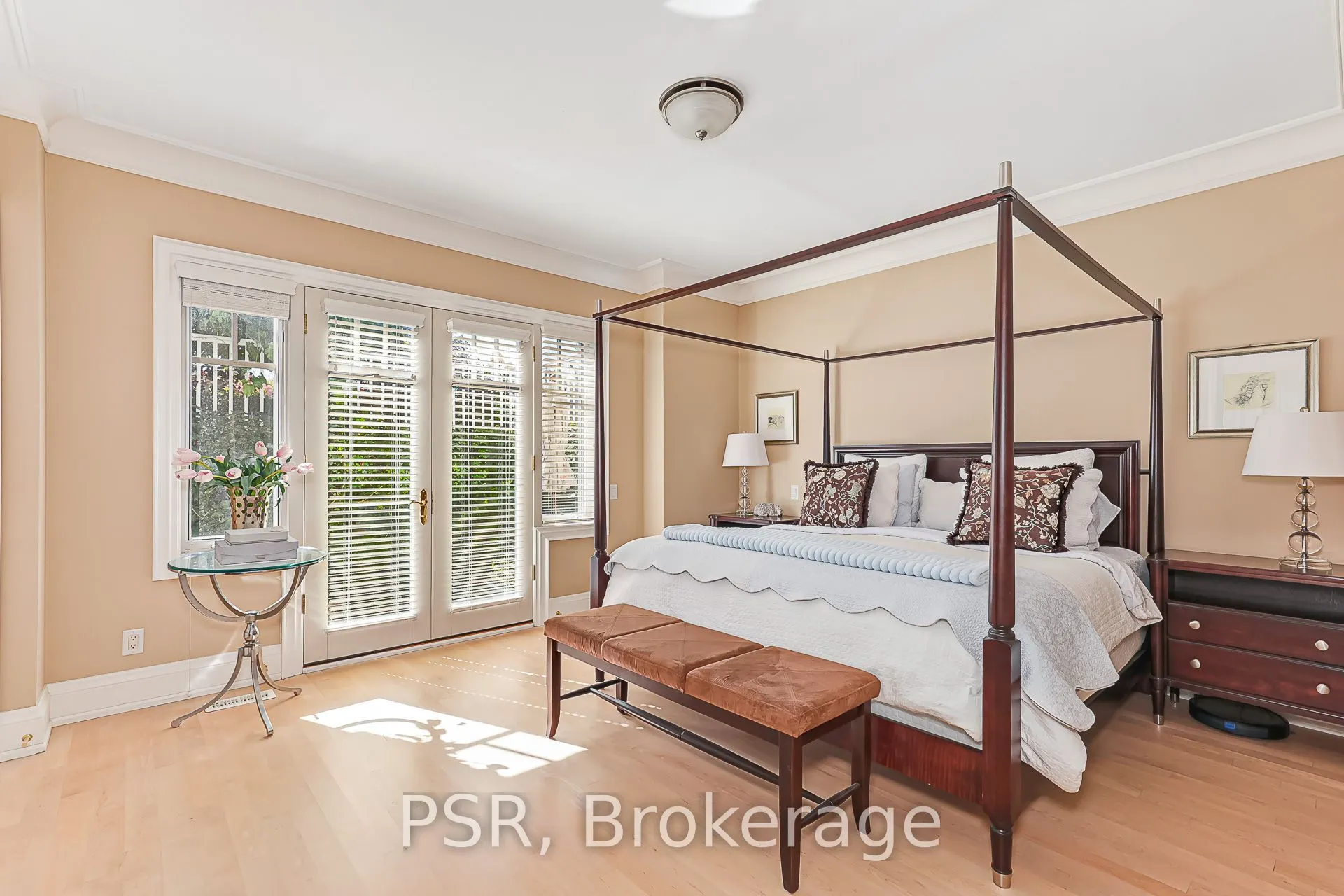 40 Trott Boulevard #305