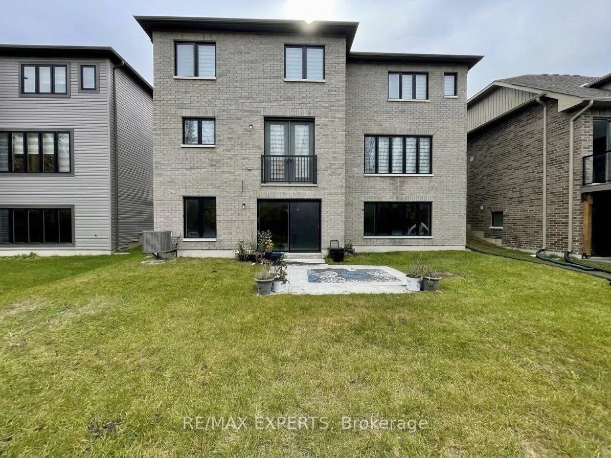 45 Del Ray Crescent