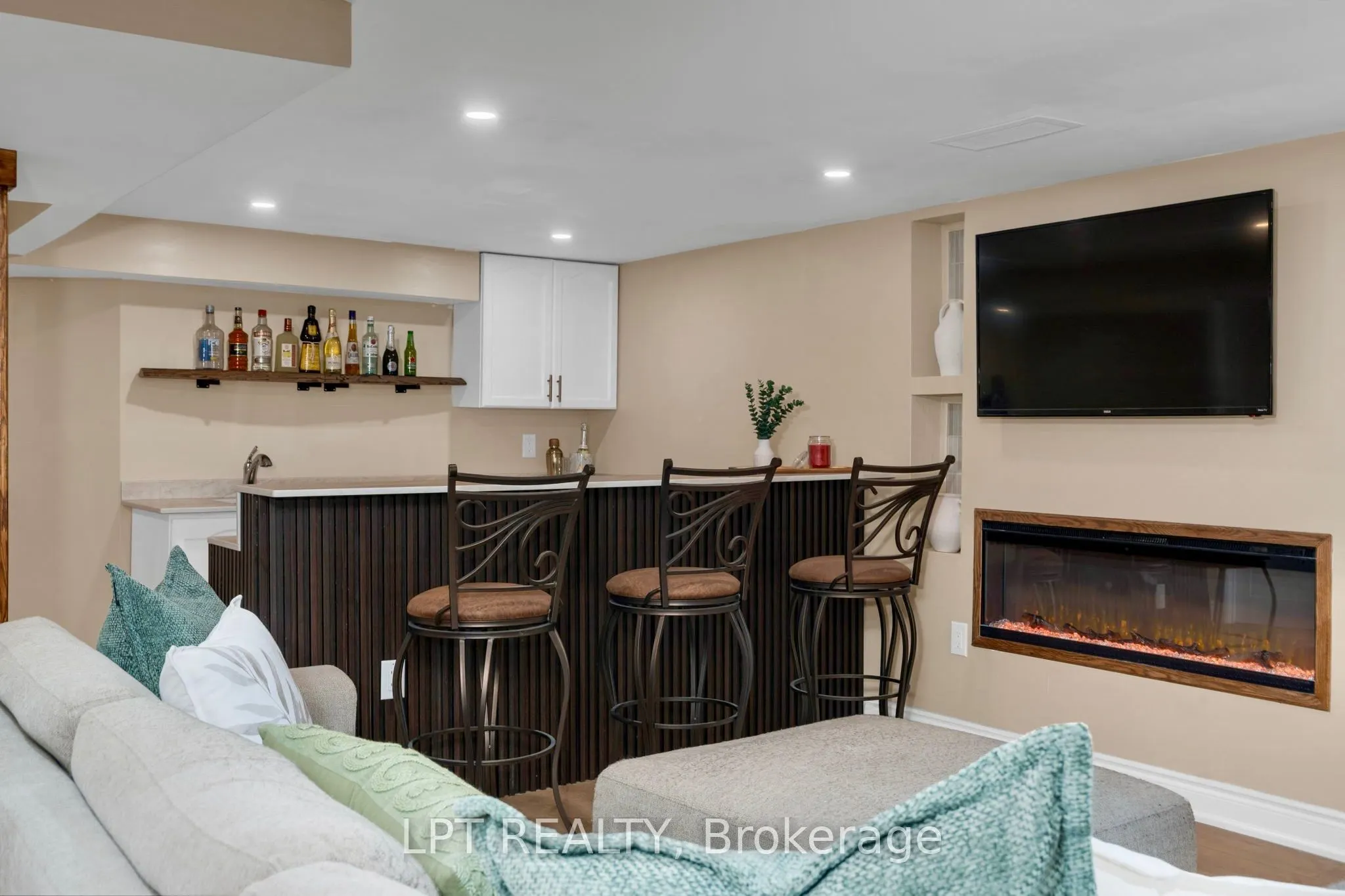 47 Northview Crescent
