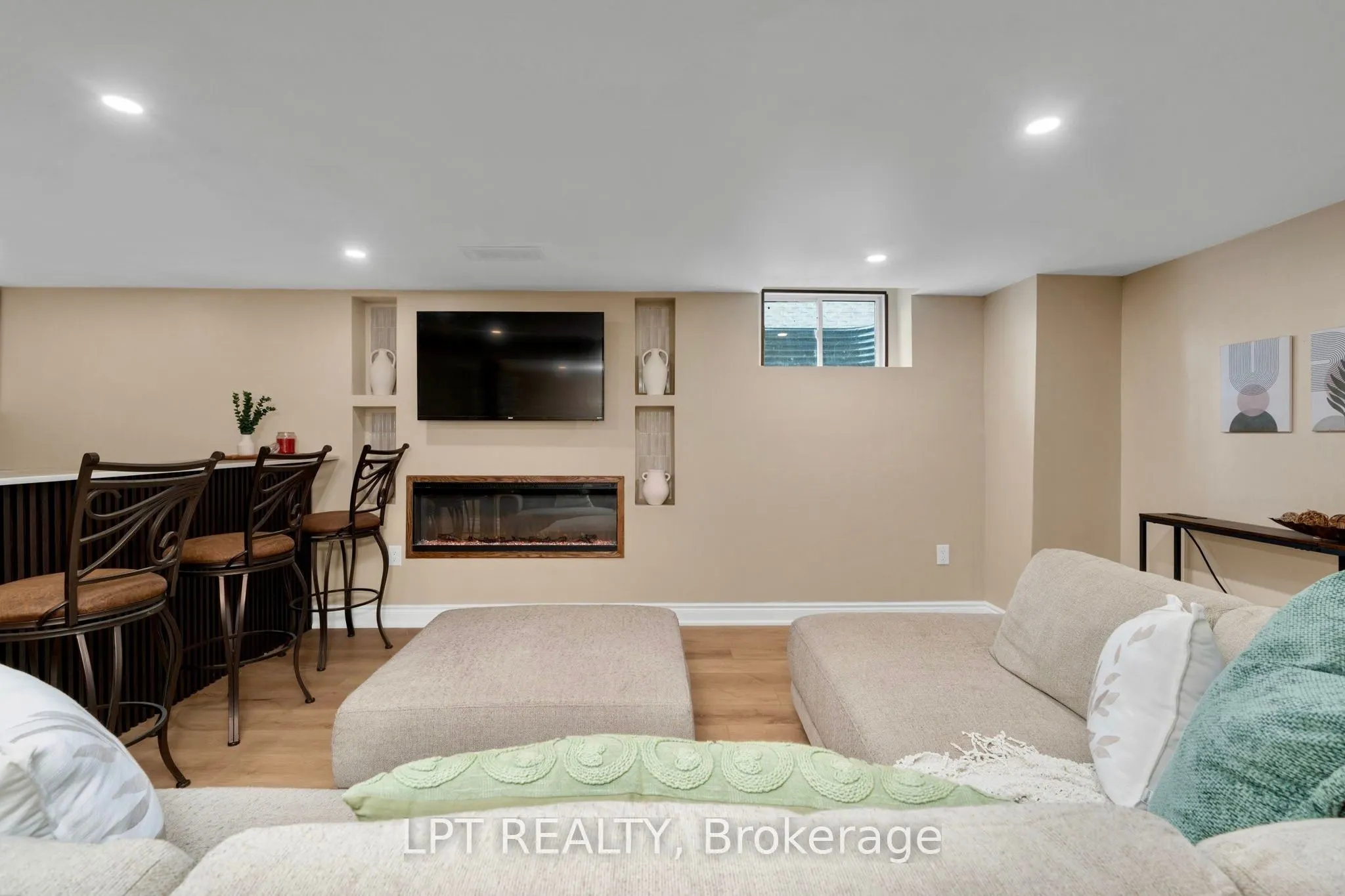 47 Northview Crescent