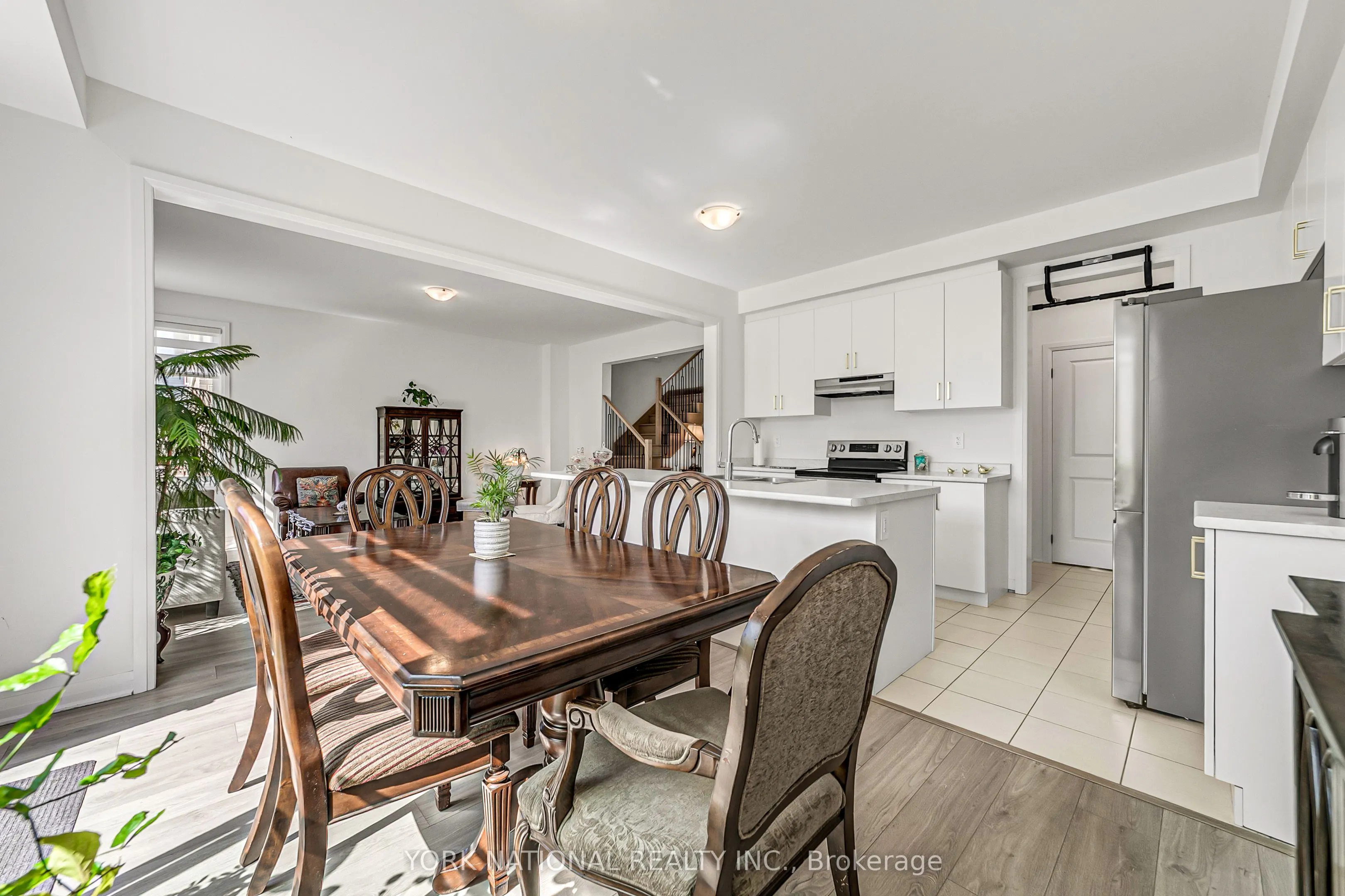 32 Copperhill Heights E