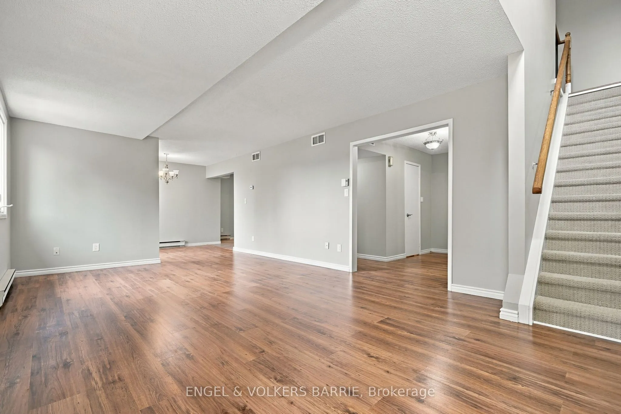 506 Essa Road #38