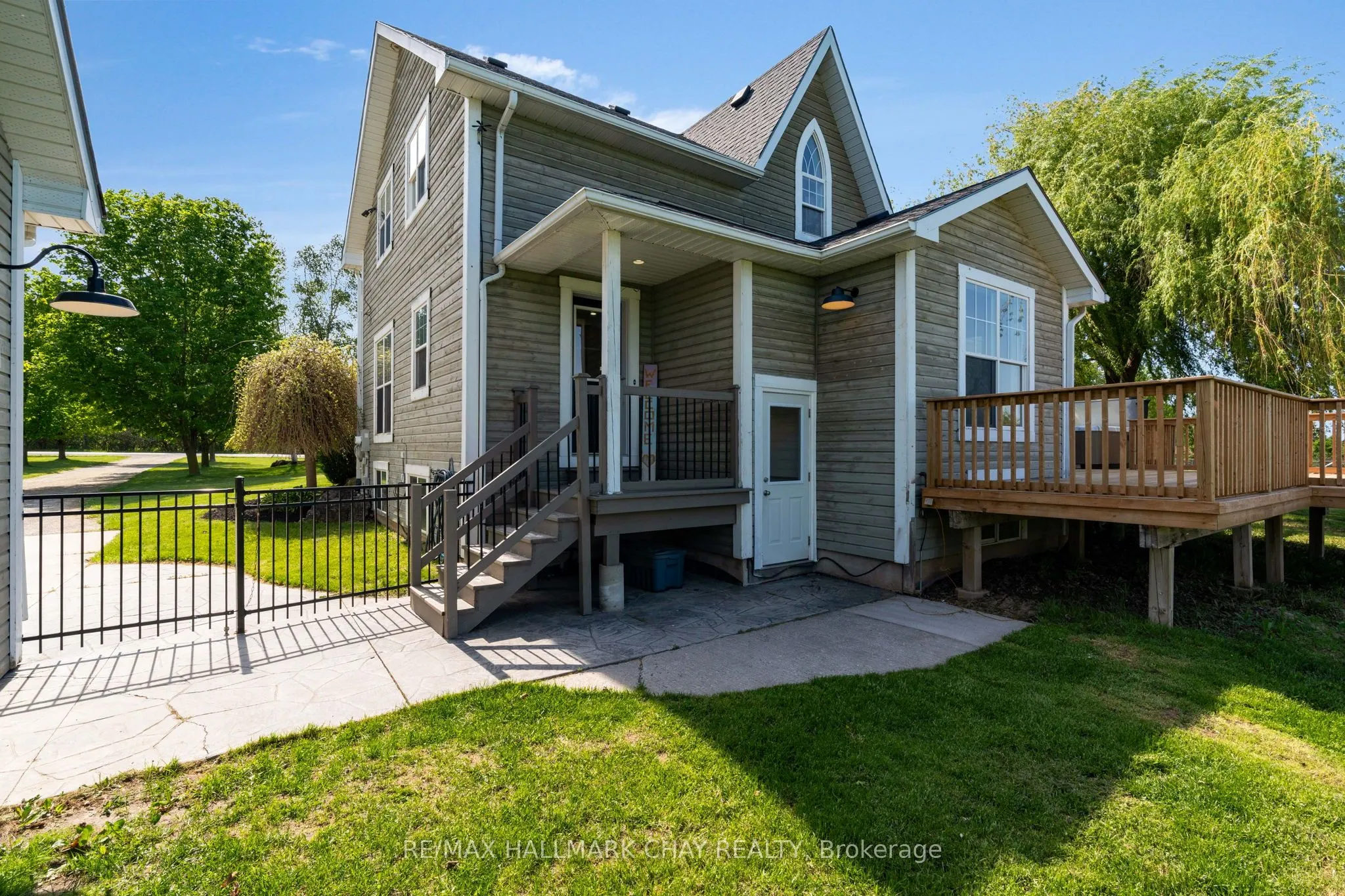 1595 County 42 Road