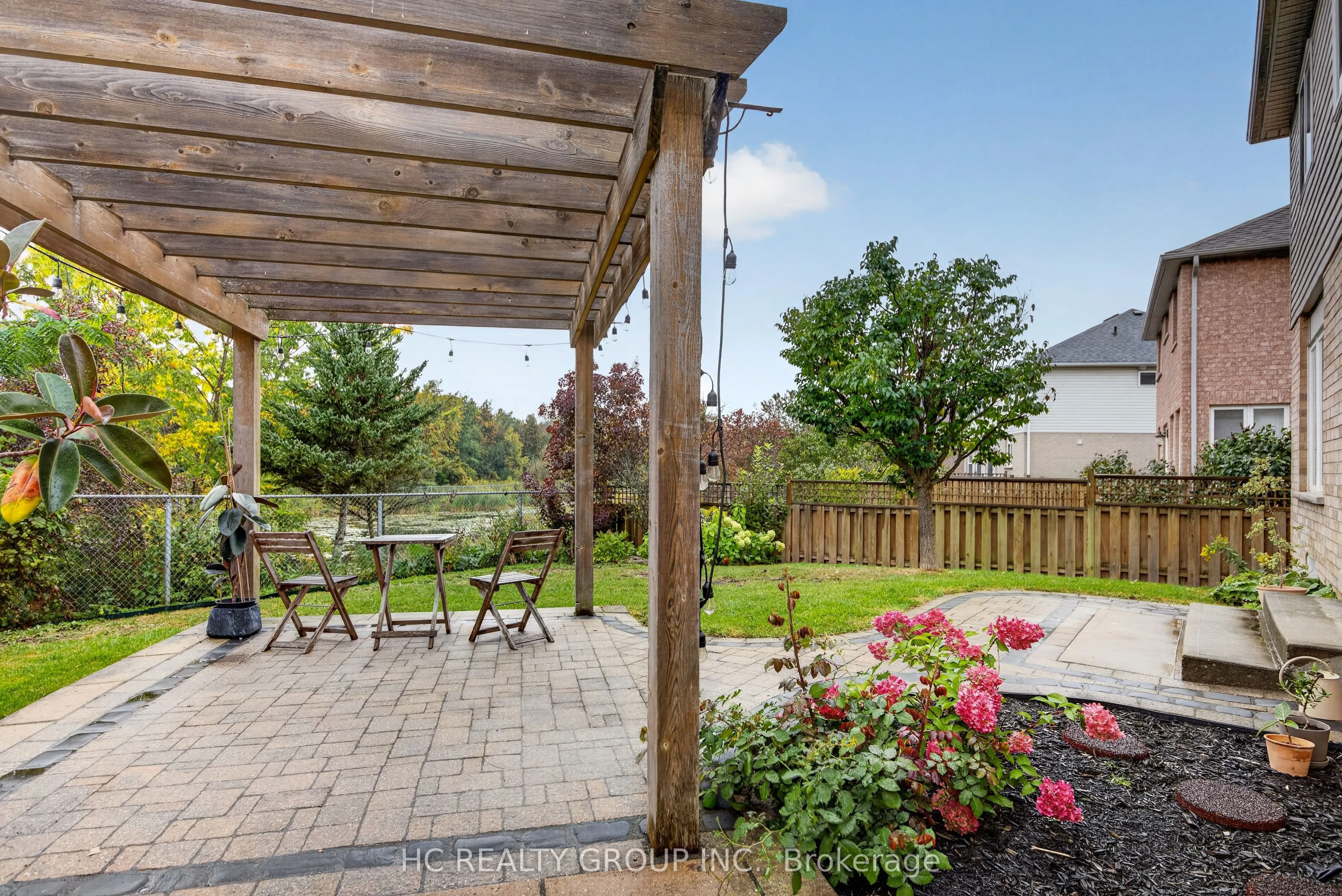26 COUNTRY Lane