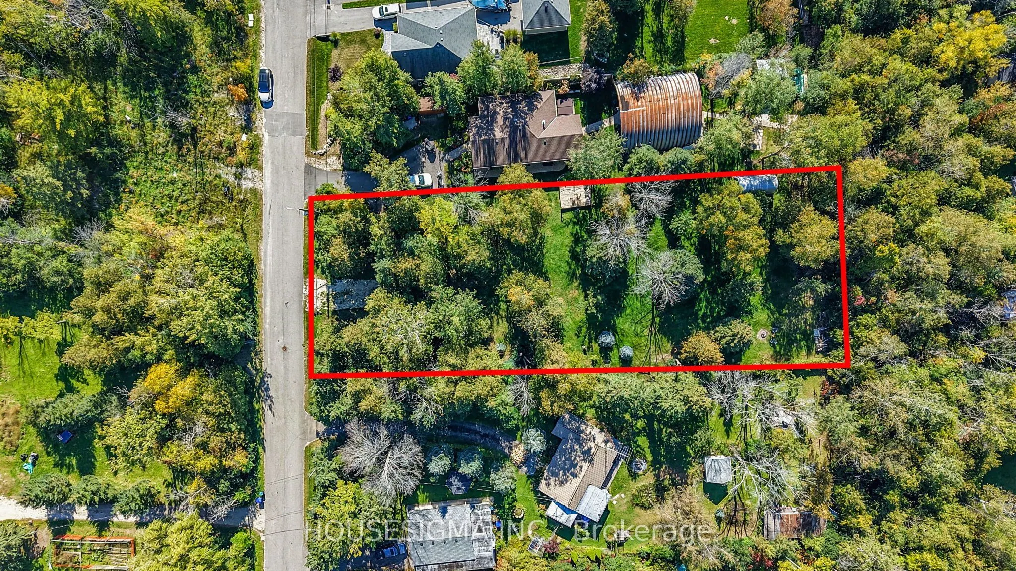 60 ROBERT Street S