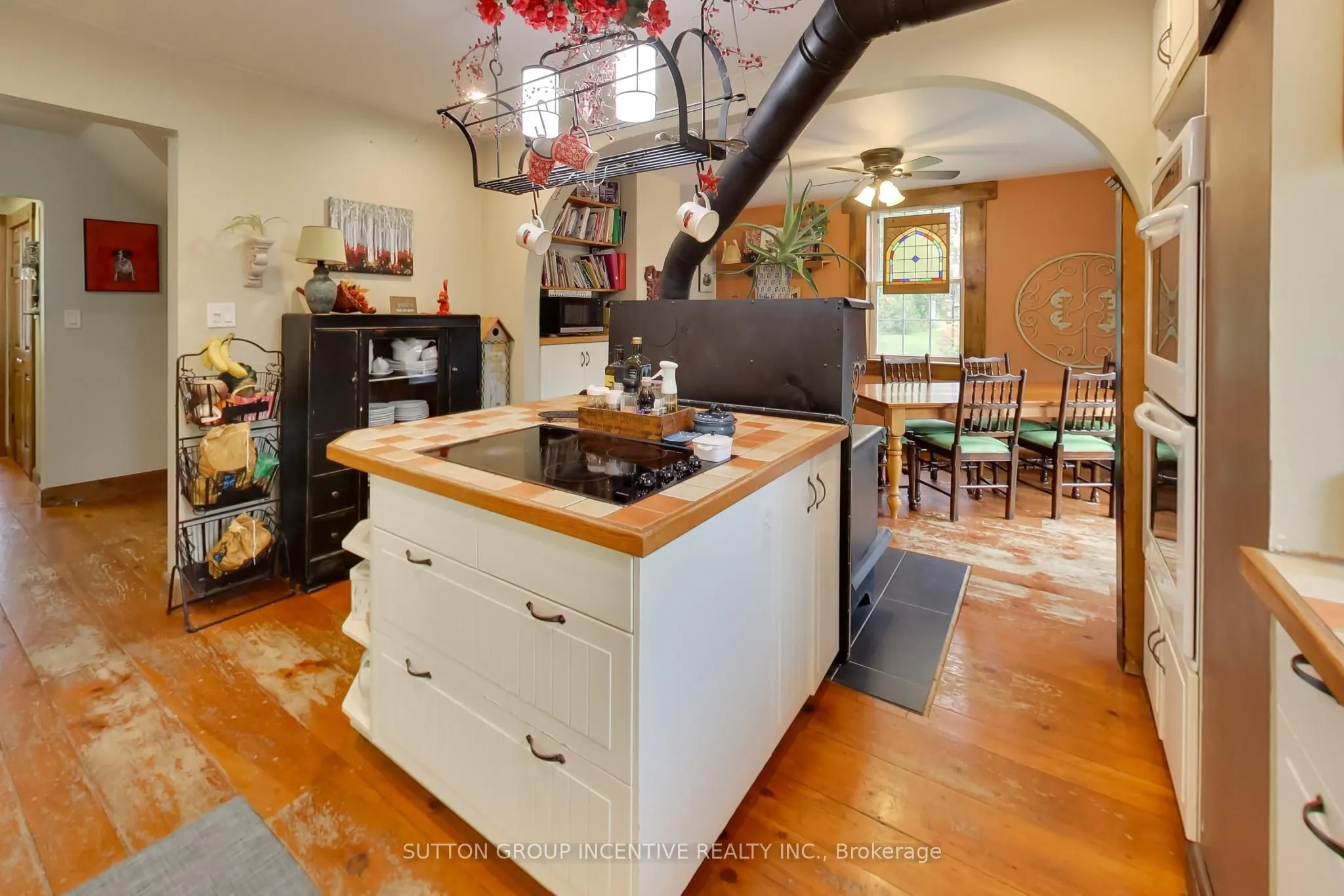 1724 Penetanguishene Road