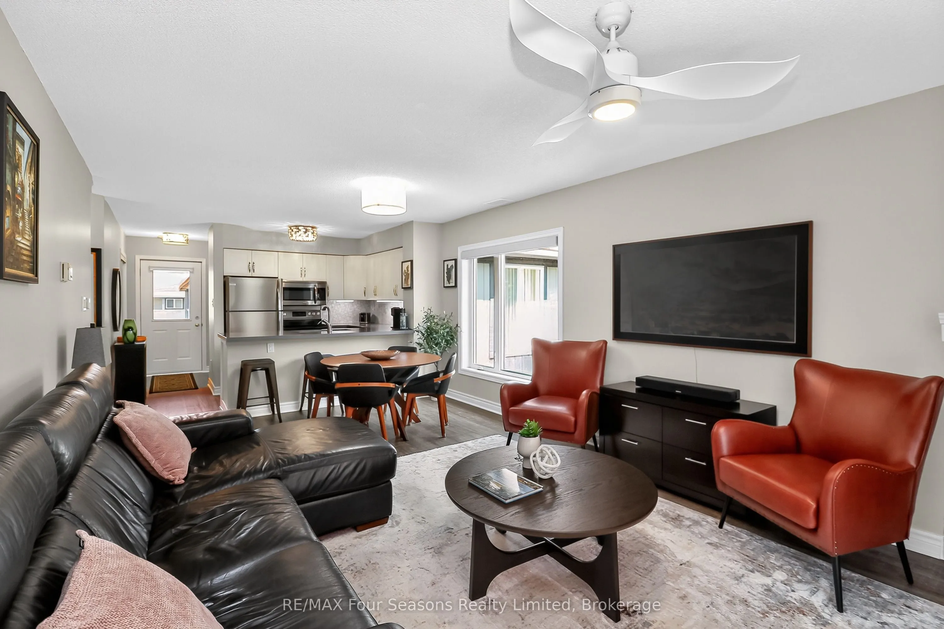 312 Mariners Way #1