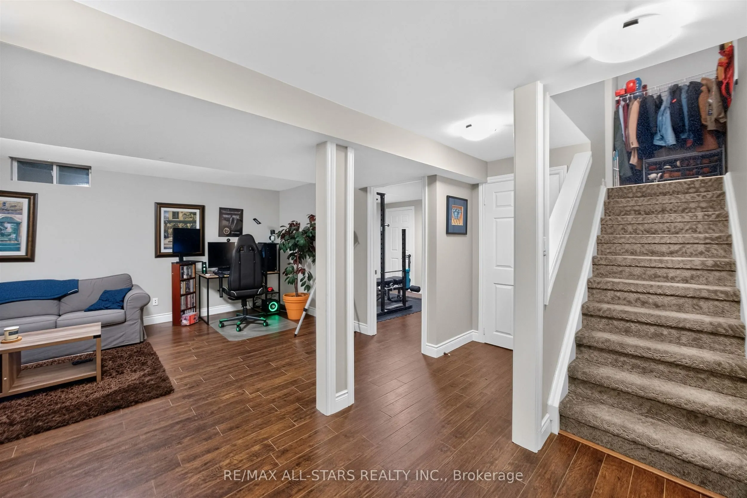 31 Country Lane