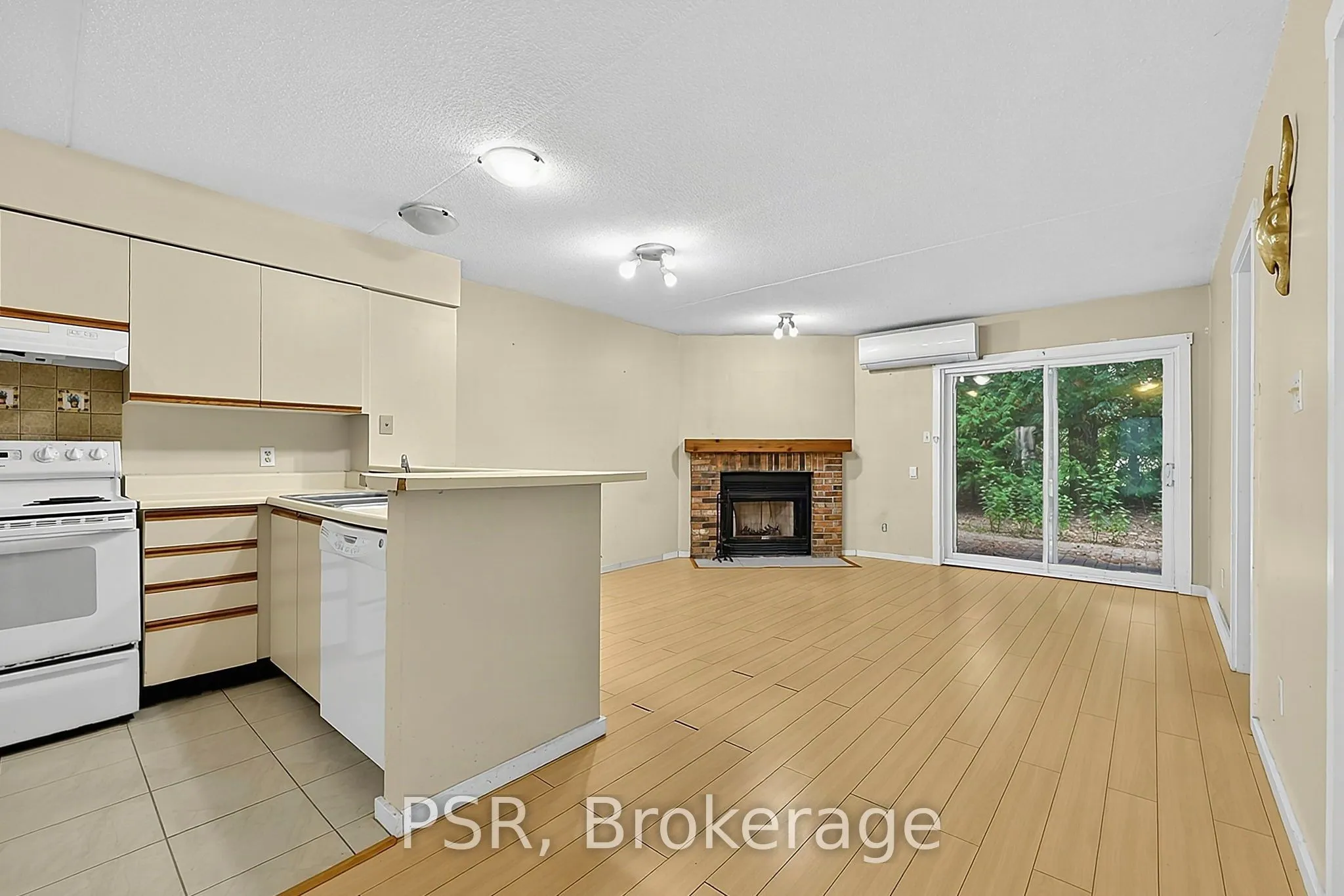 49 Trott Boulevard #183