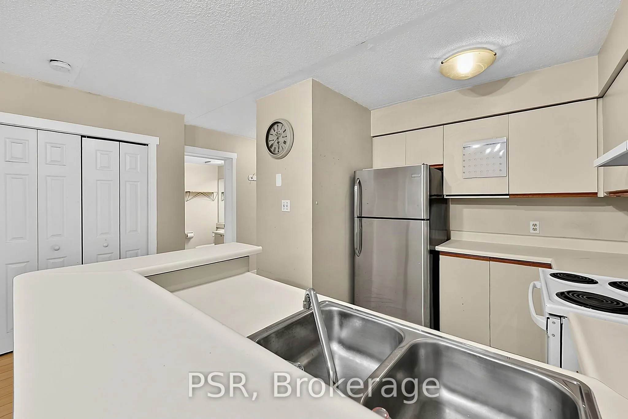 49 Trott Boulevard #183