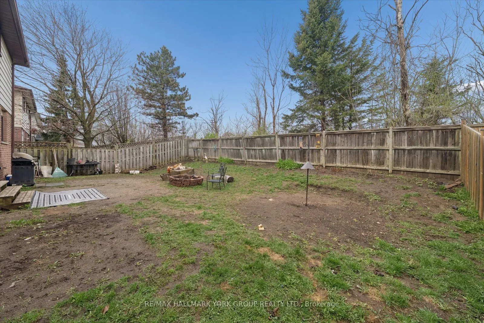 41 Laurentian Lane
