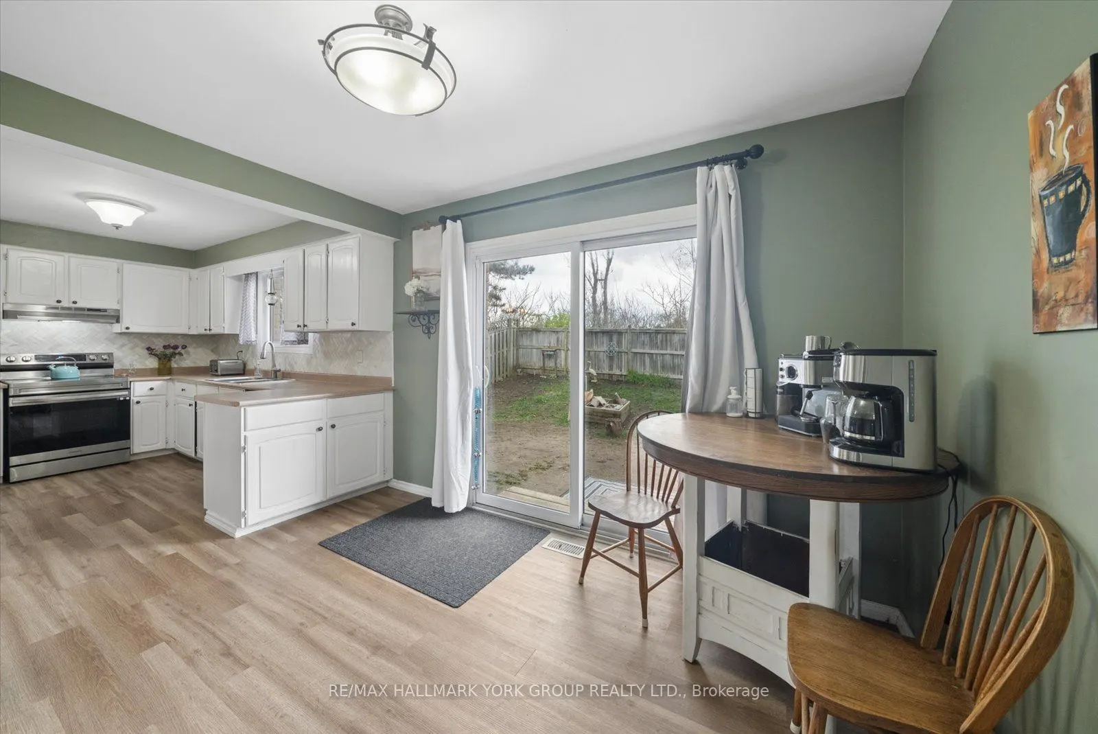 41 Laurentian Lane