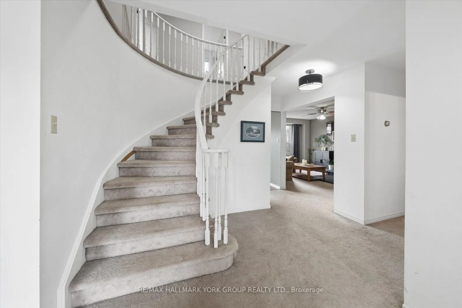 41 Laurentian Lane
