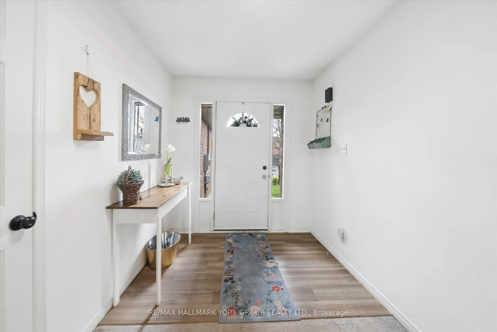 41 Laurentian Lane