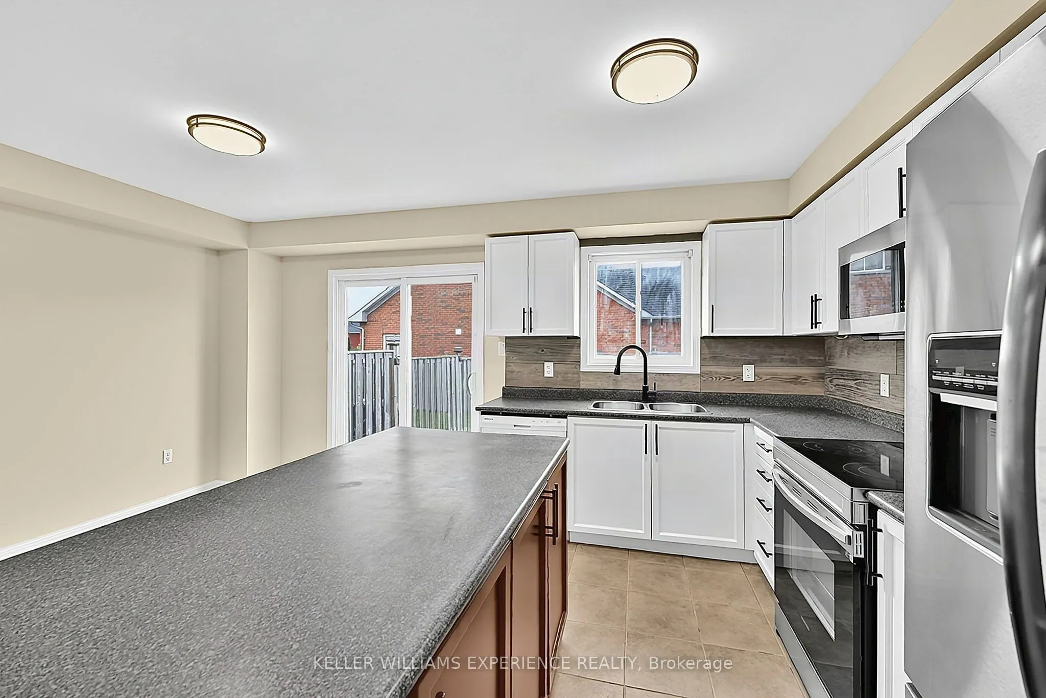 78 Commonwealth Road