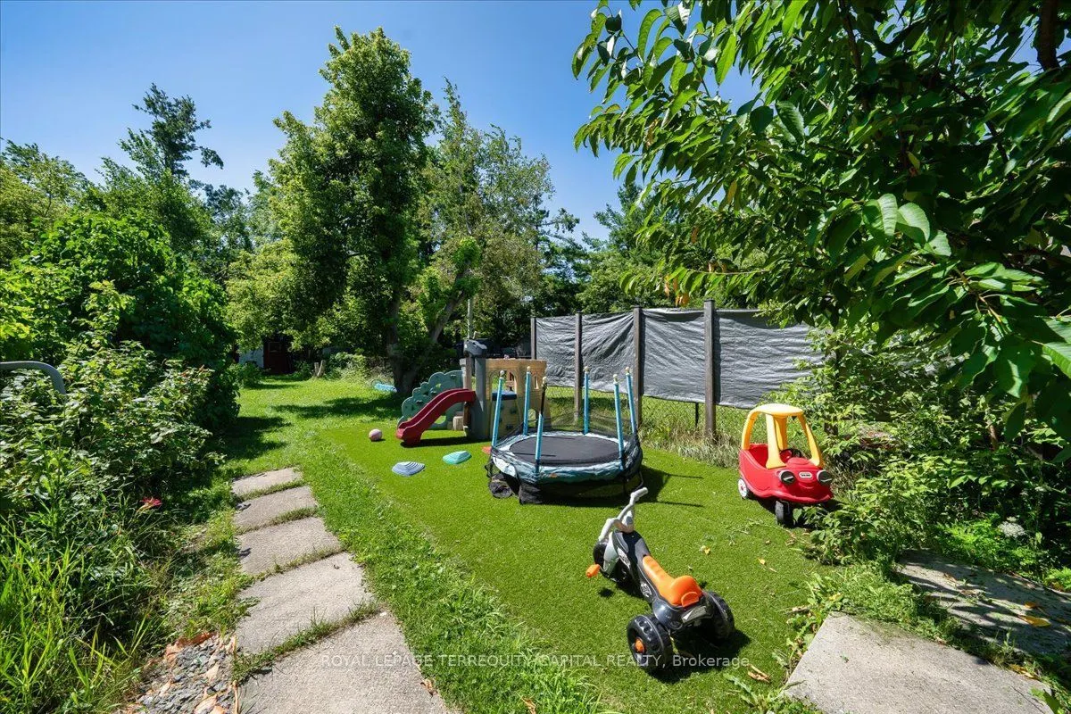 9 Seymour Crescent