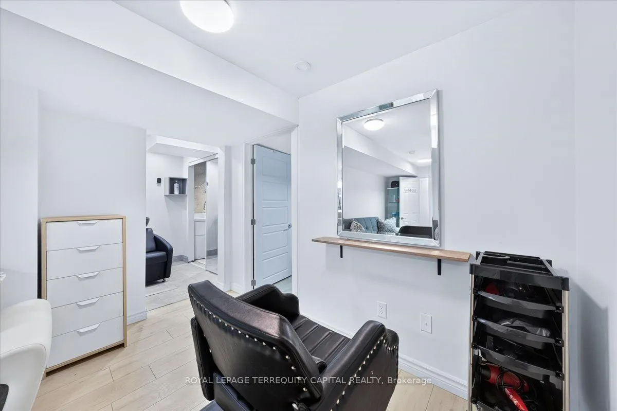 9 Seymour Crescent