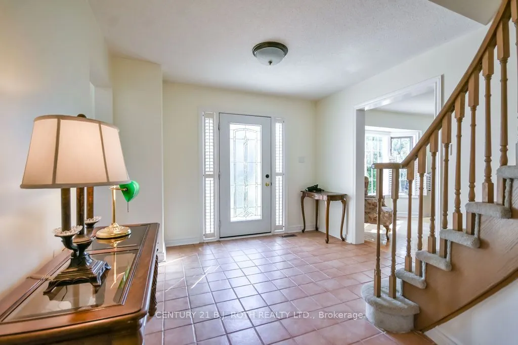 24 Grand Forest Drive