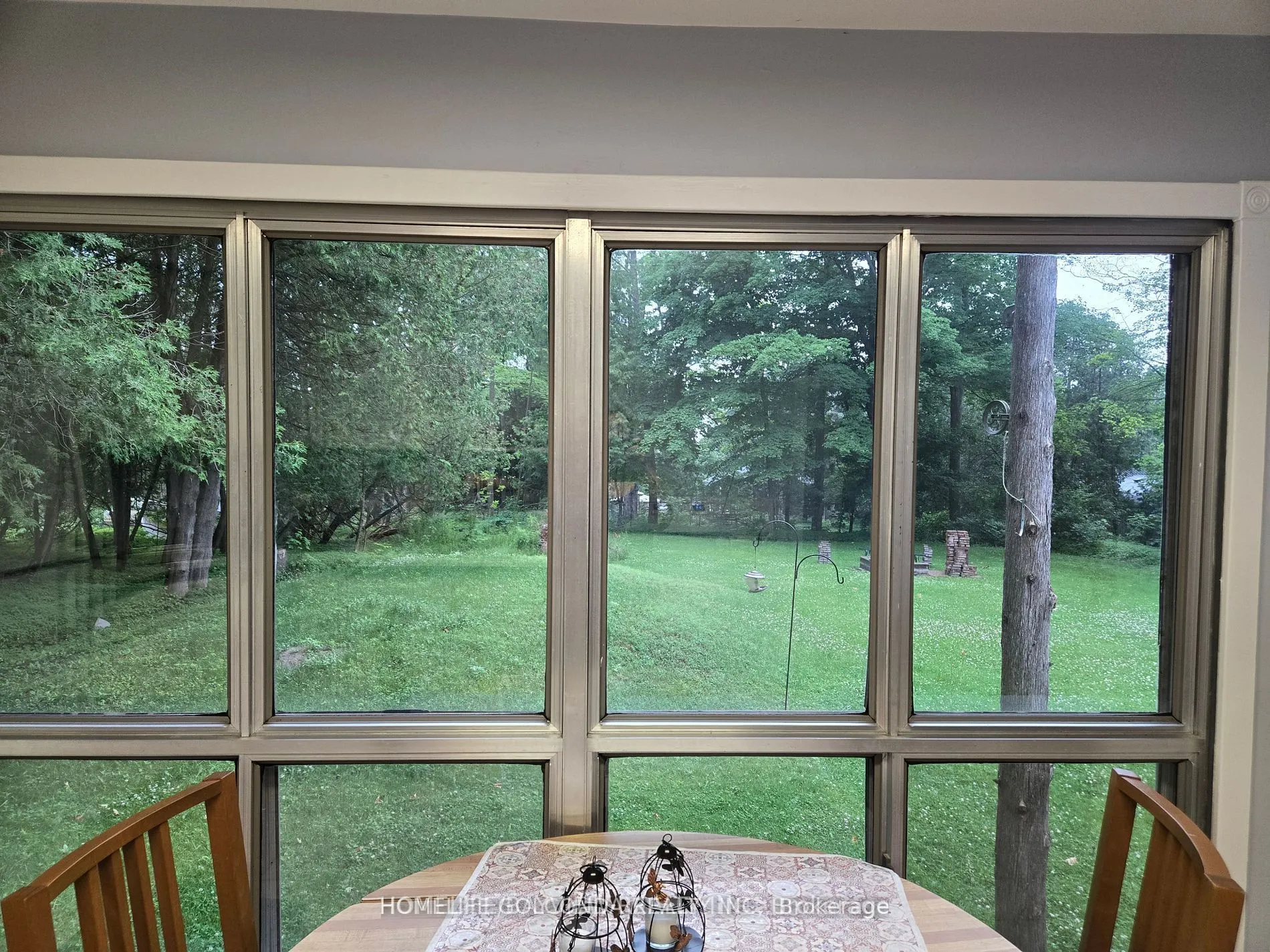 15 Poplar Crescent
