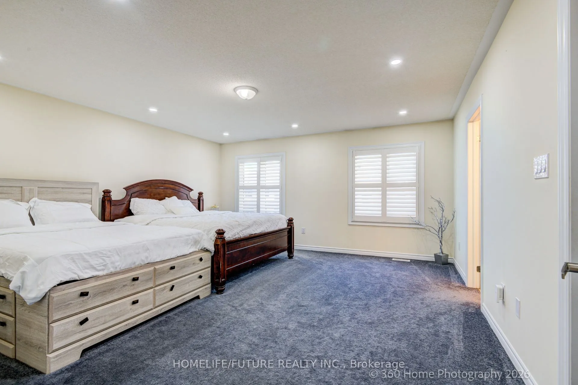 42 Samuel Crescent