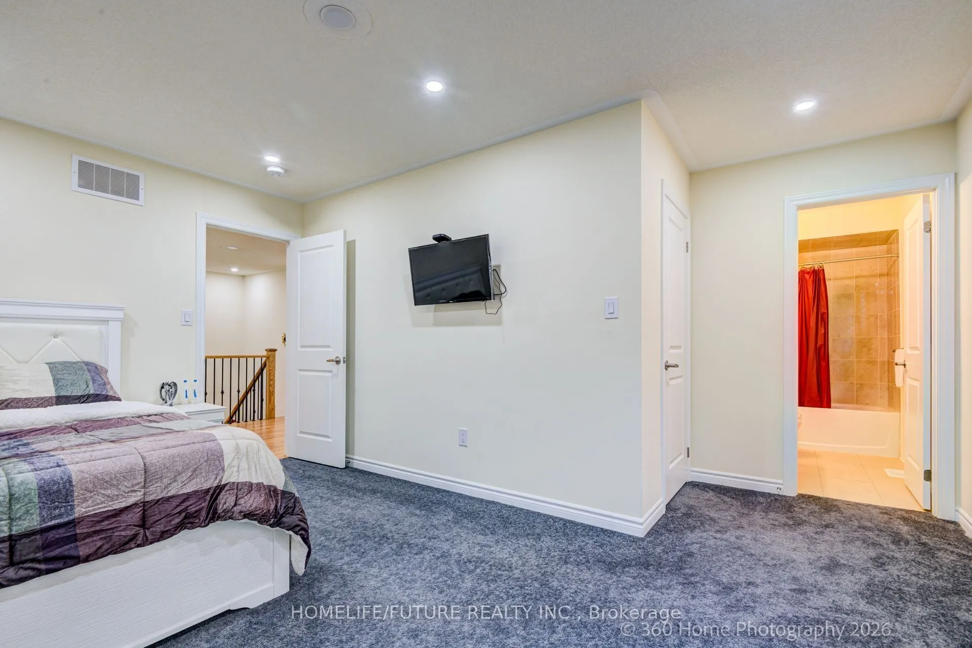 42 Samuel Crescent