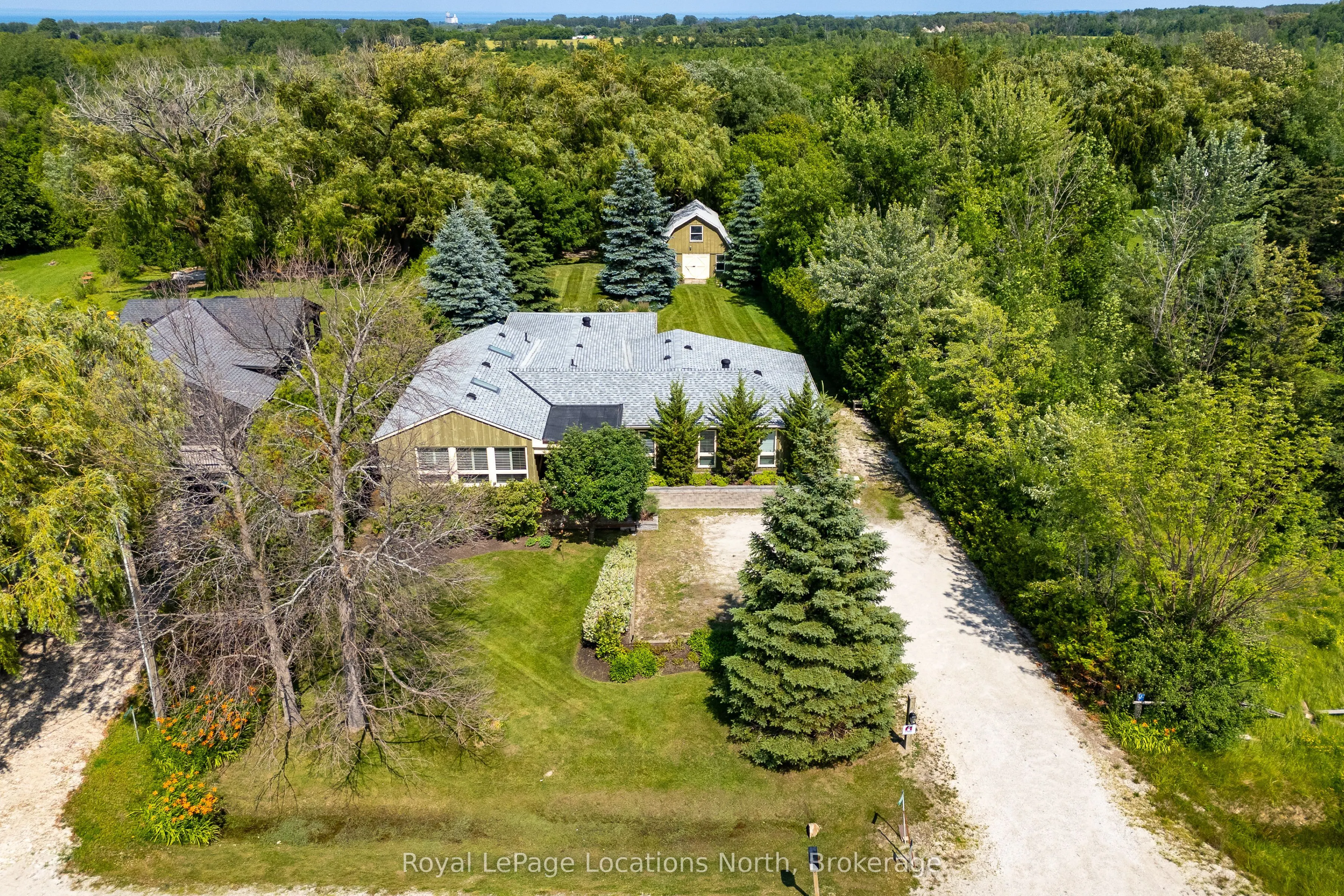 795853 Grey 19 Road