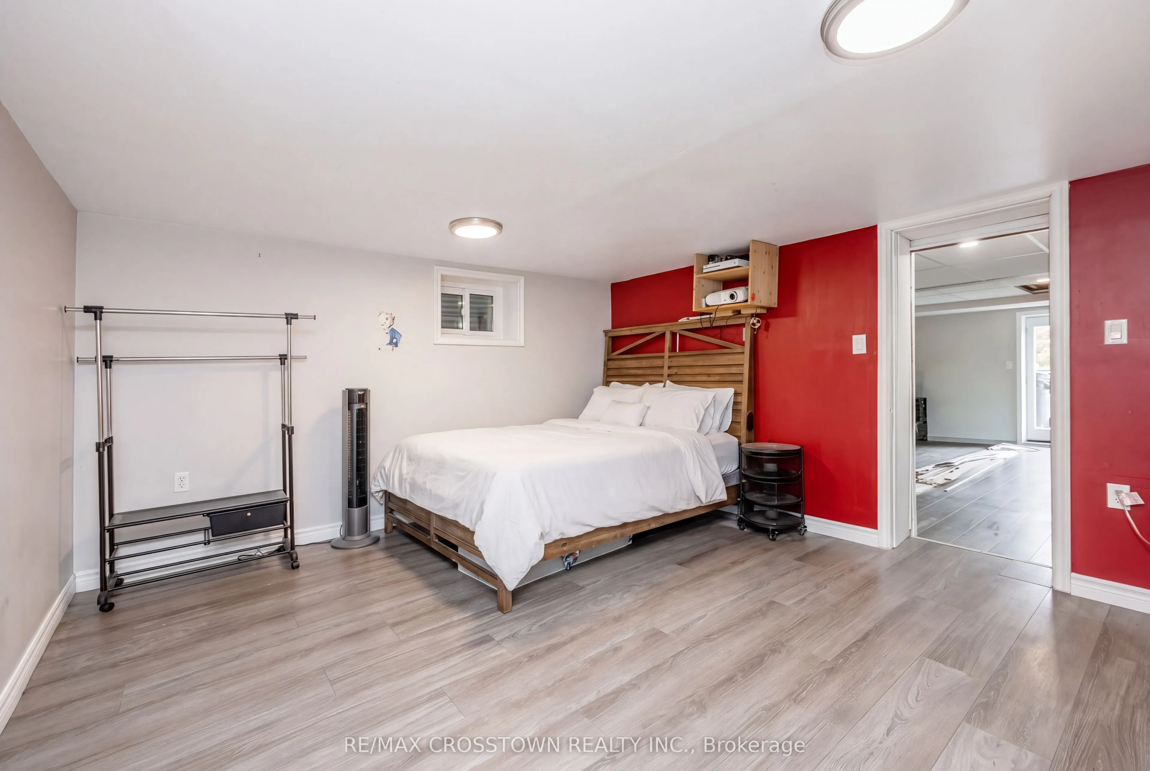 4454 Rosalyn Drive