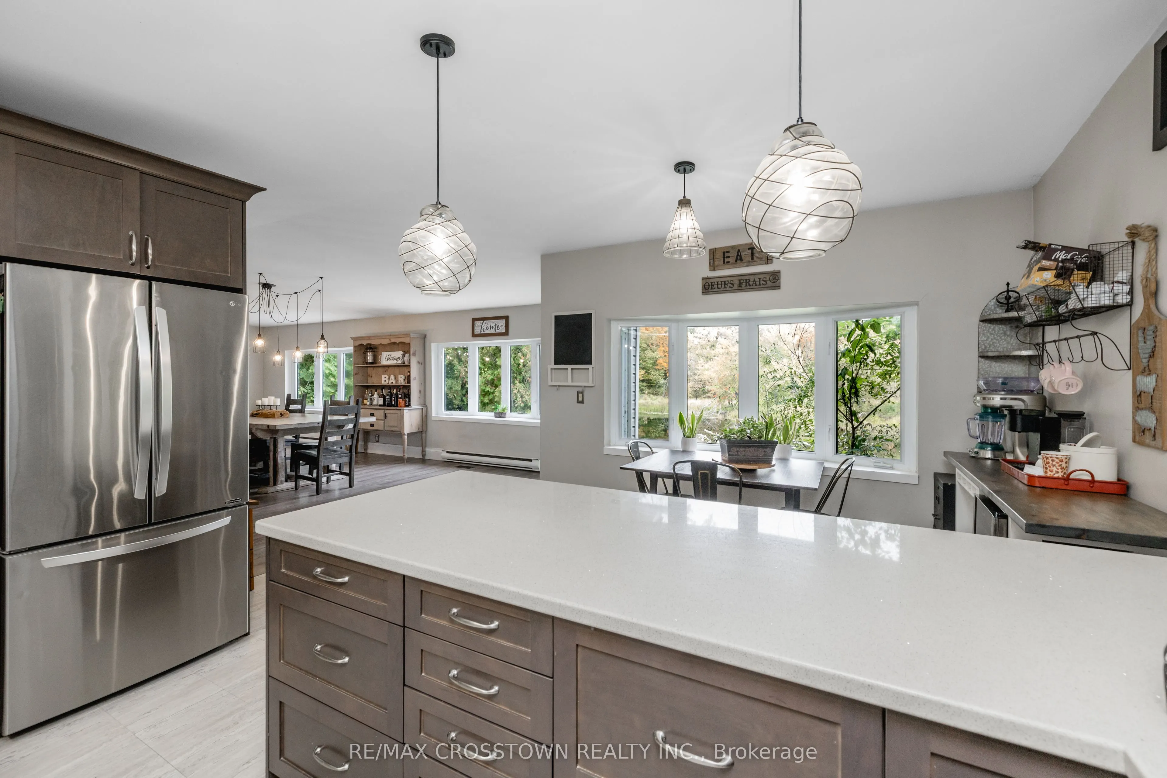 4454 Rosalyn Drive