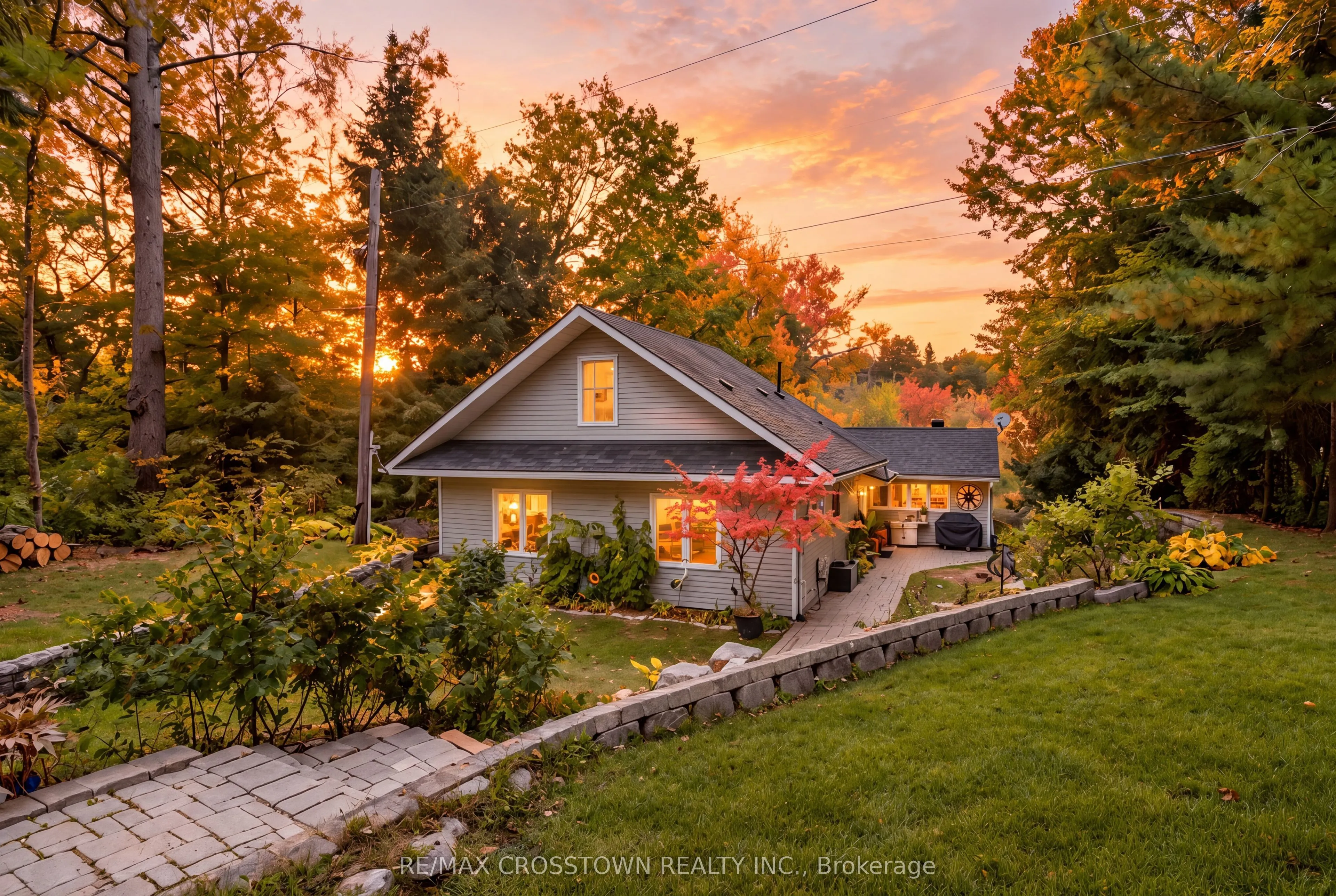 4454 Rosalyn Drive