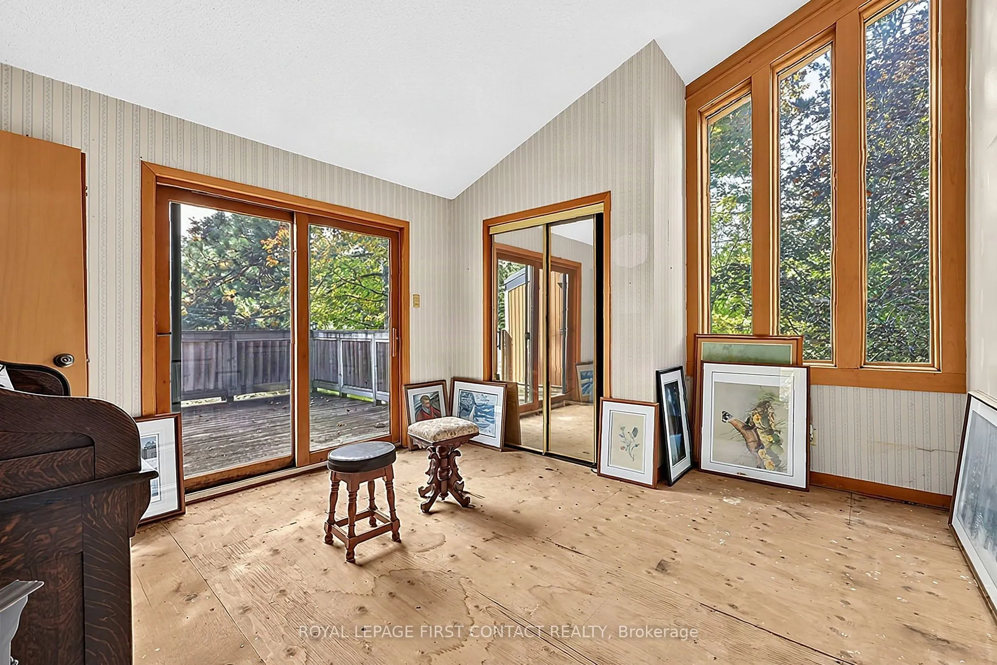 2 Briarwood Court