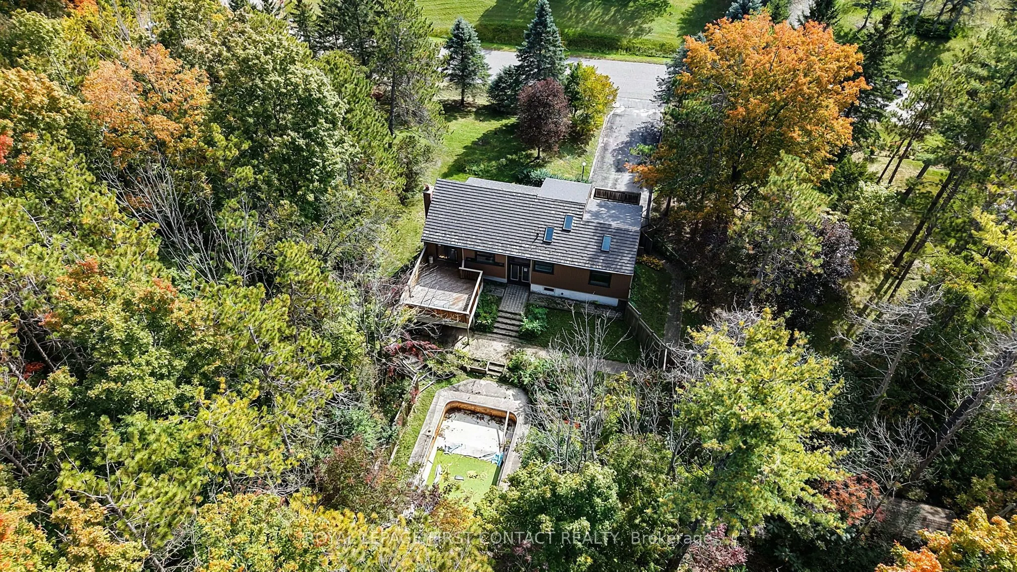 2 Briarwood Court