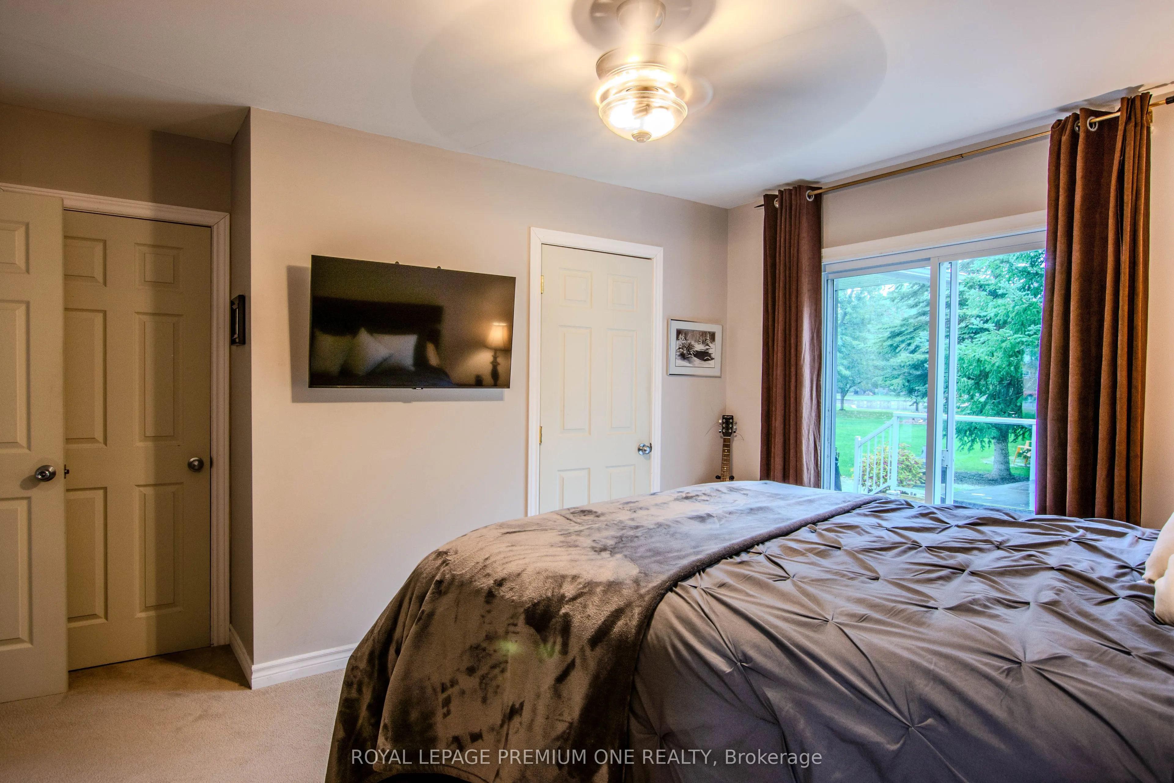 23 Poplar Crescent