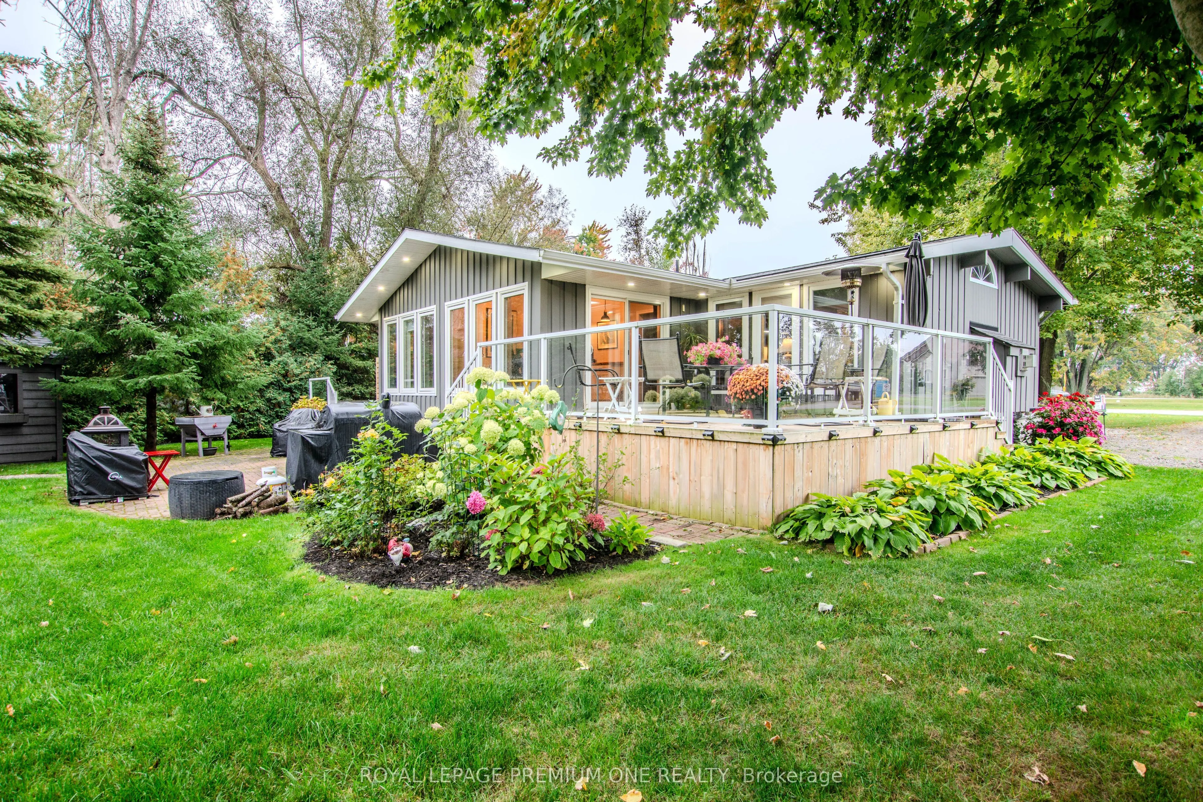 23 Poplar Crescent